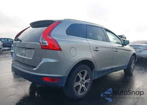 2011 Volvo Xc60 T6/T6 R-Design from USA, damaged, VIN YV4902DZ4B2202131